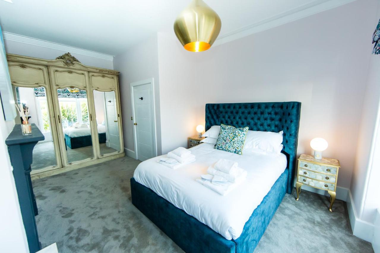 Rounton Villa By Maison Parfaite - Hot Tub - Sea Views - Parking Robin Hood's Bay Ngoại thất bức ảnh